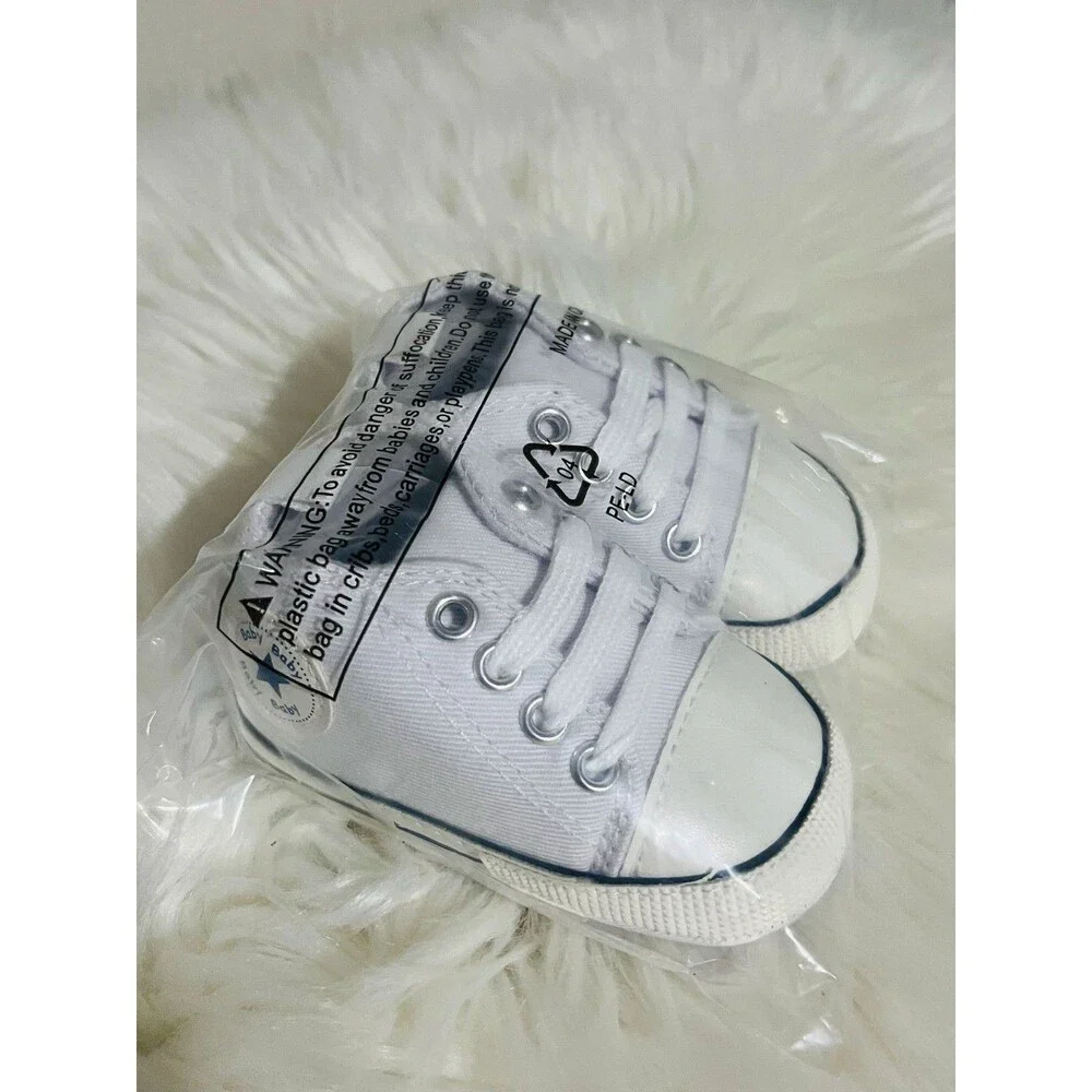 Baby Infant Unisex Classic Canvas Crib Sneaker Shoes, Size 1 (0-6 Months) NEW